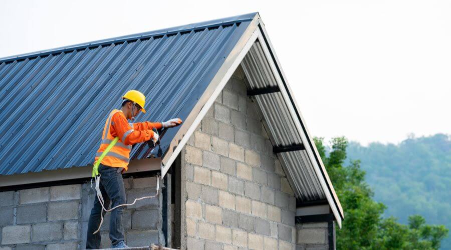 Professional metal roof installation in Whiting, IN
